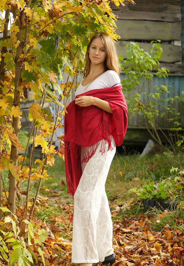Лариса, 24